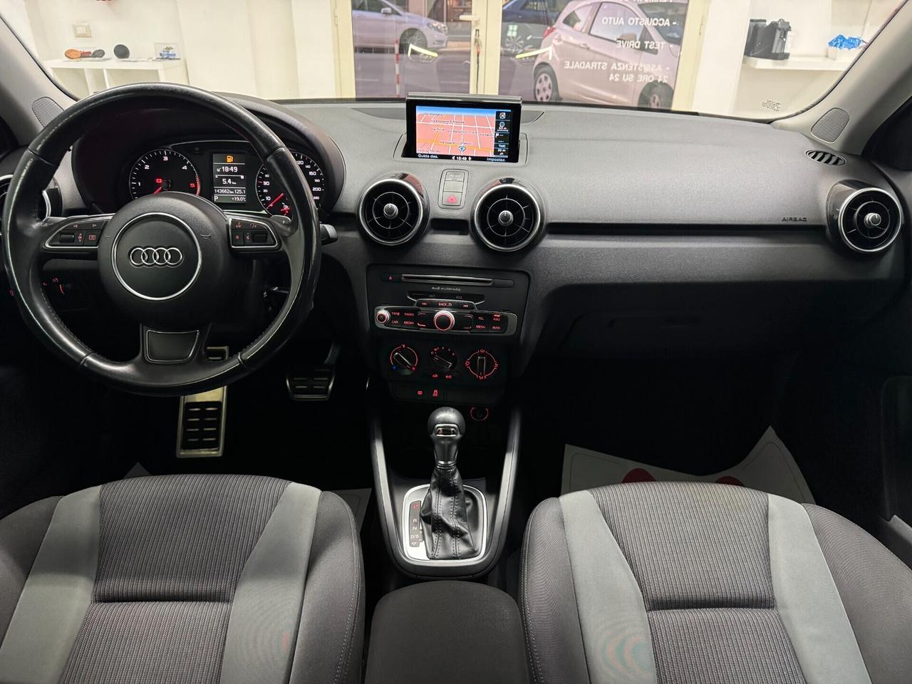 Audi A1 / 1.6 TDI 116 CV / S tronic / DIESEL