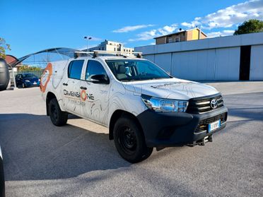 TOYOTA HILUX 2.4 D 4WD DOUBLE CAB 2017