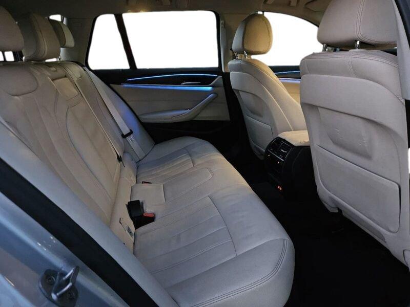 BMW Serie 5 520 d Touring Luxury