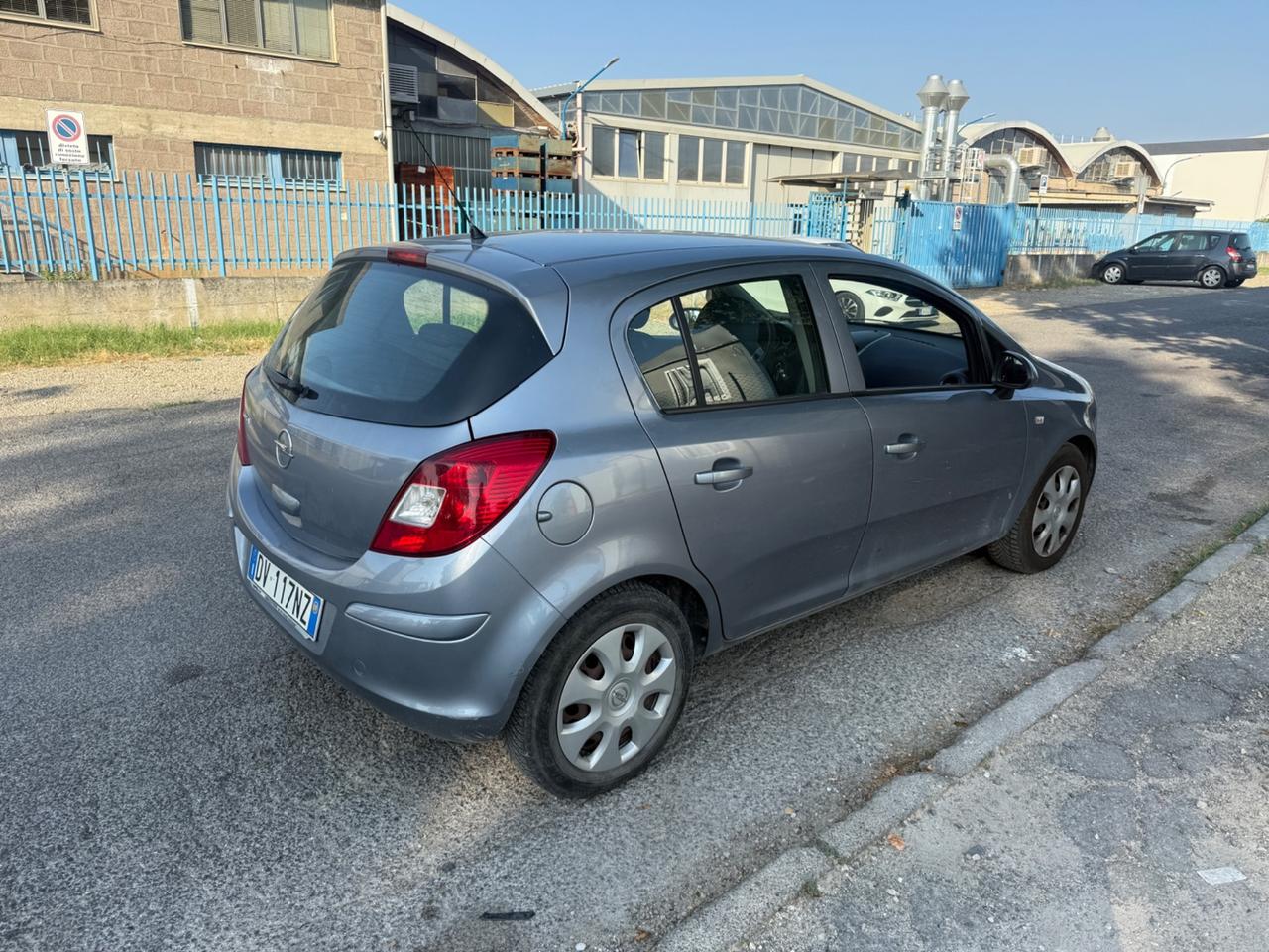Opel Corsa 1.2 5 porte Easytronic Enjoy