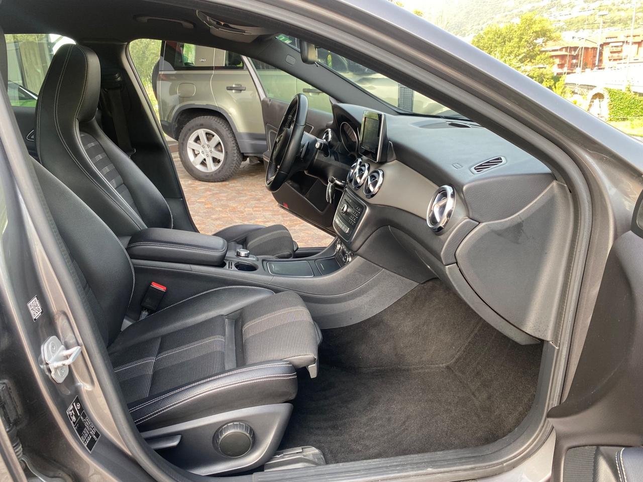 Mercedes-benz GLA 200 d Automatic 4Matic Sport