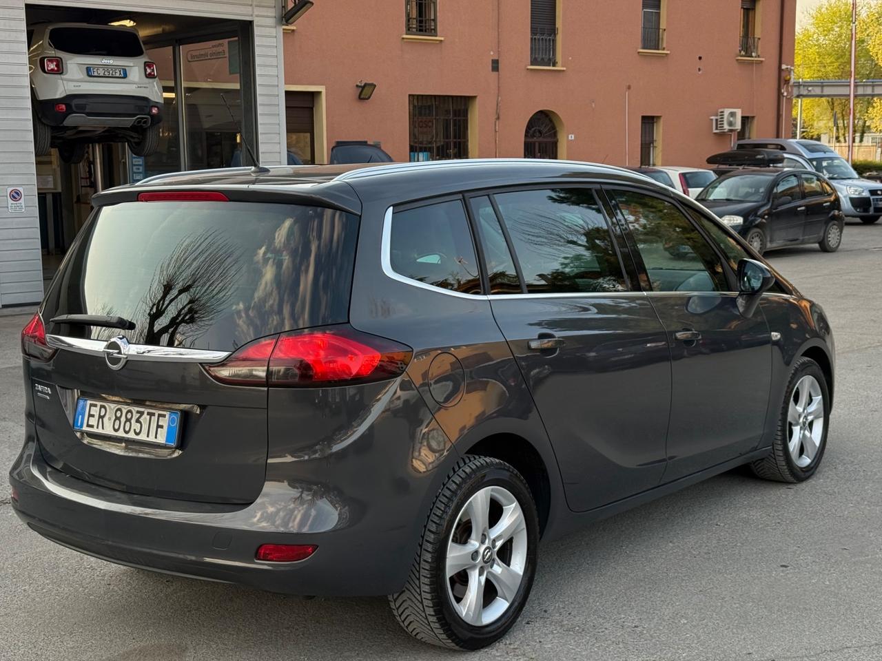 Opel Zafira Tourer 1.4 Turbo 140CV GPL Cosmo