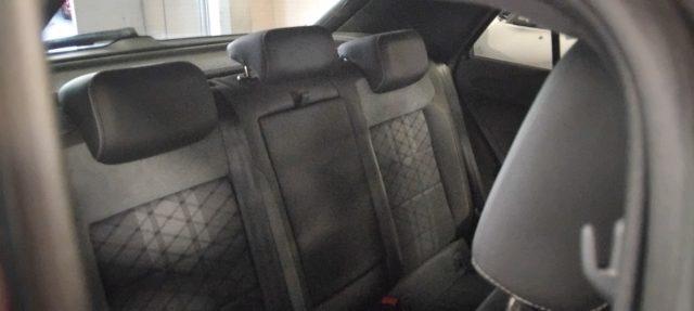 VOLKSWAGEN T-Roc 1.0 TSI R-LINE