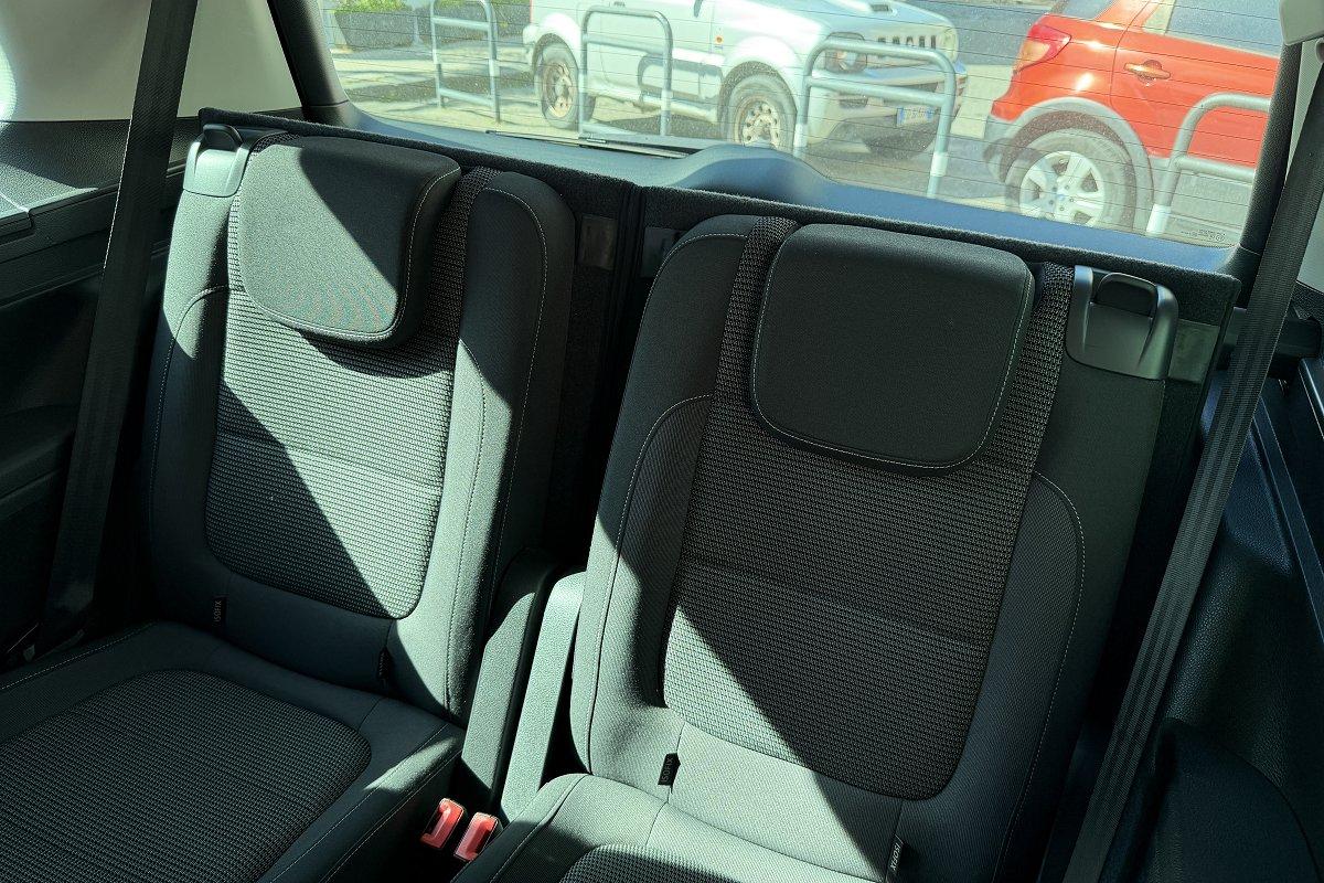 VOLKSWAGEN Sharan 2.0 TDI 150 CV SCR DSG Business BlueMotion Technology