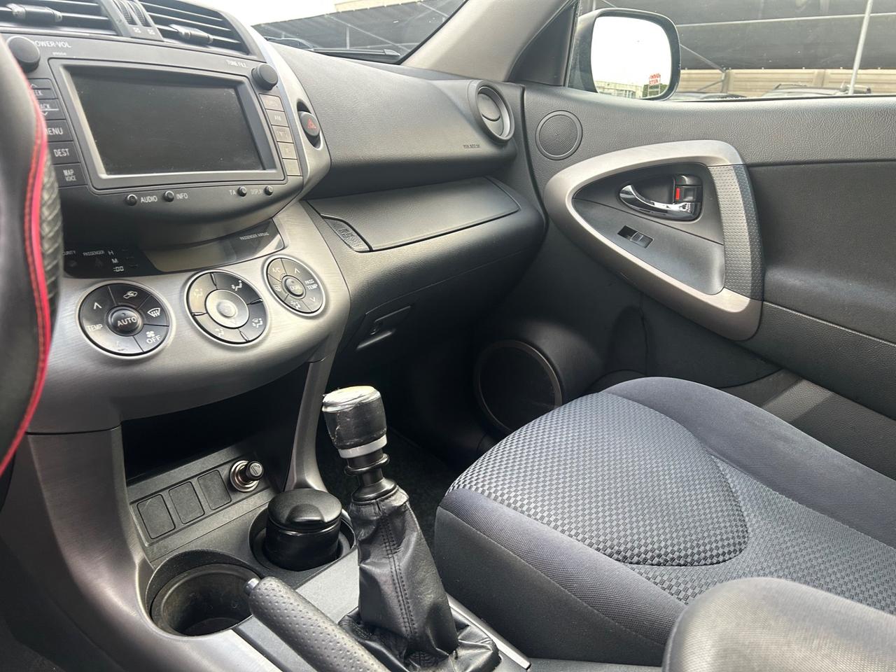 Toyota RAV 4 RAV4 2.2 D-4D 136 CV Sol