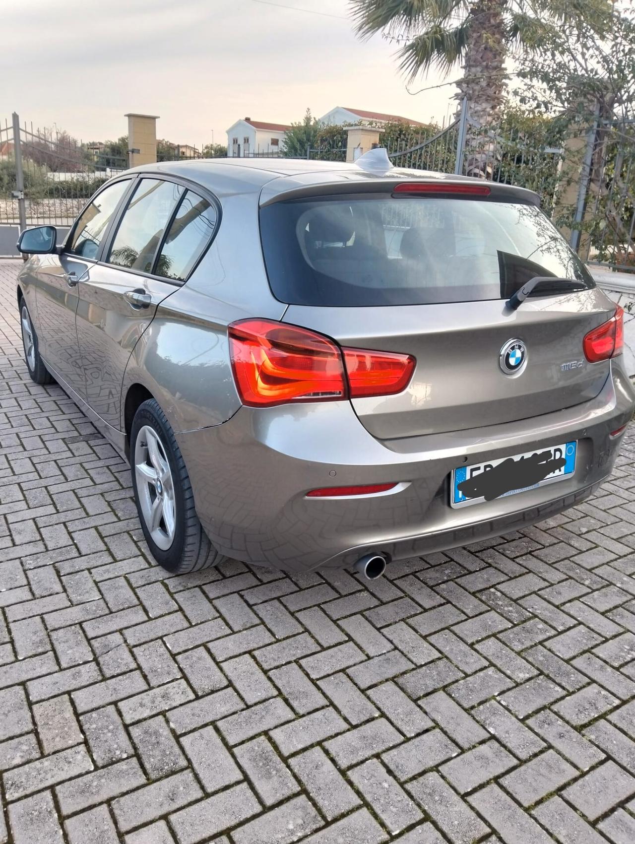 Bmw 118 118d 5p. Urban