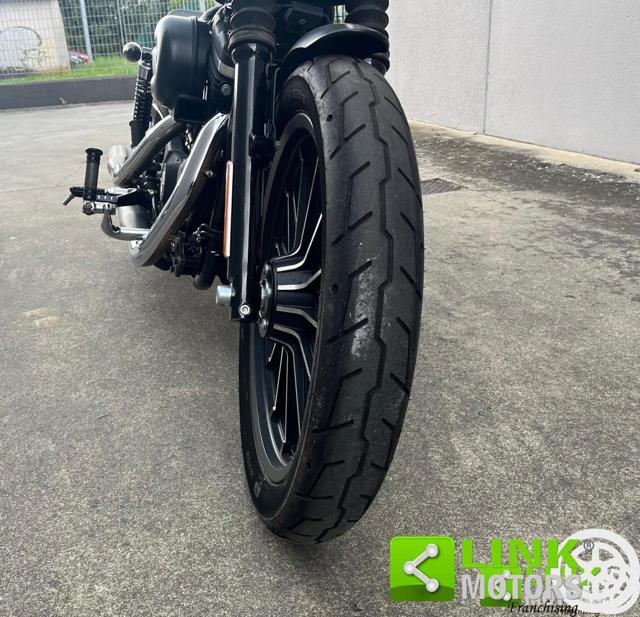 HARLEY-DAVIDSON 883 Iron Unico Proprietario