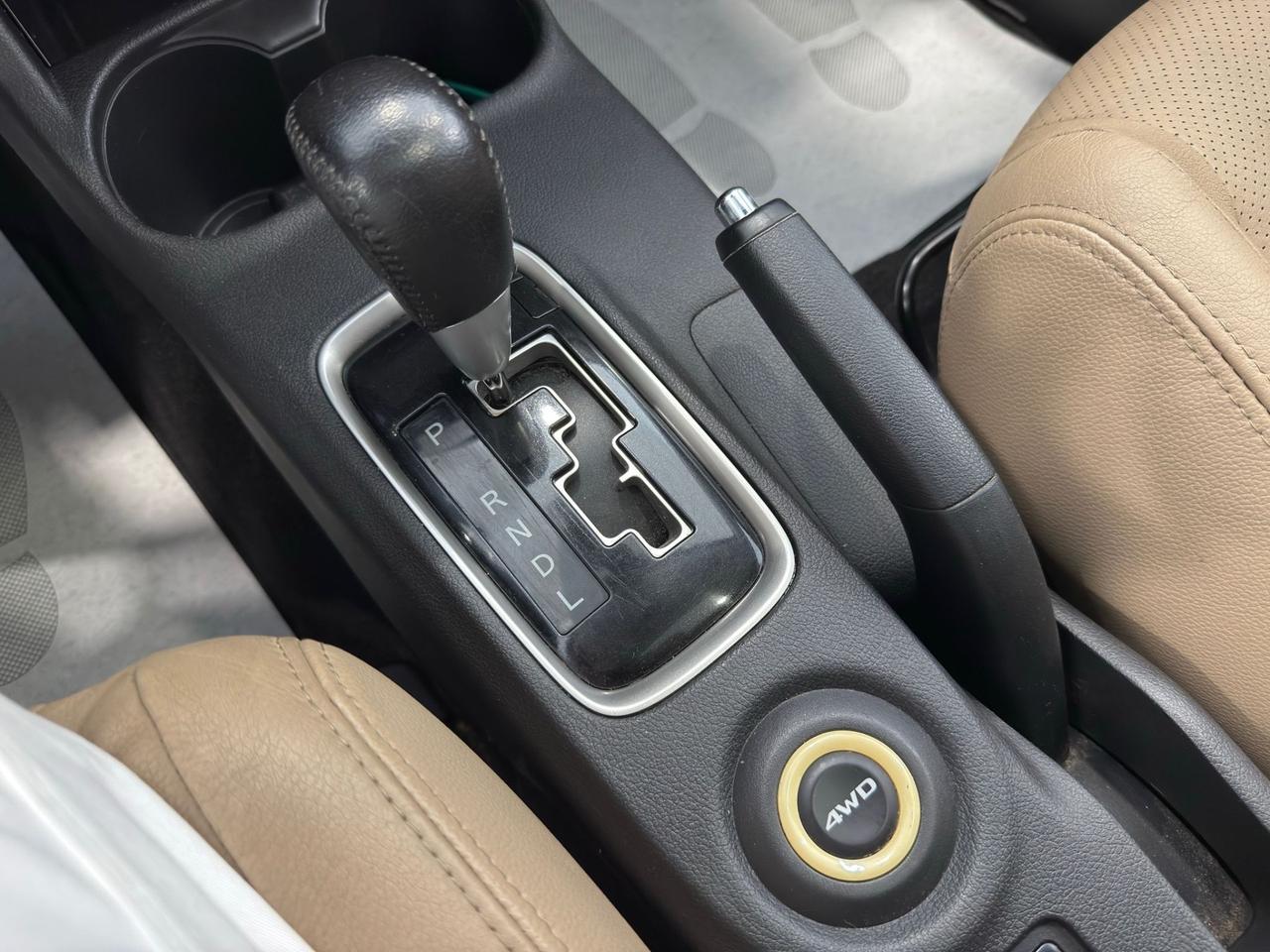 Mitsubishi Outlander 2.2 DI-D 4WD Instyle 7p. *PELLE *TETTO * NAVI