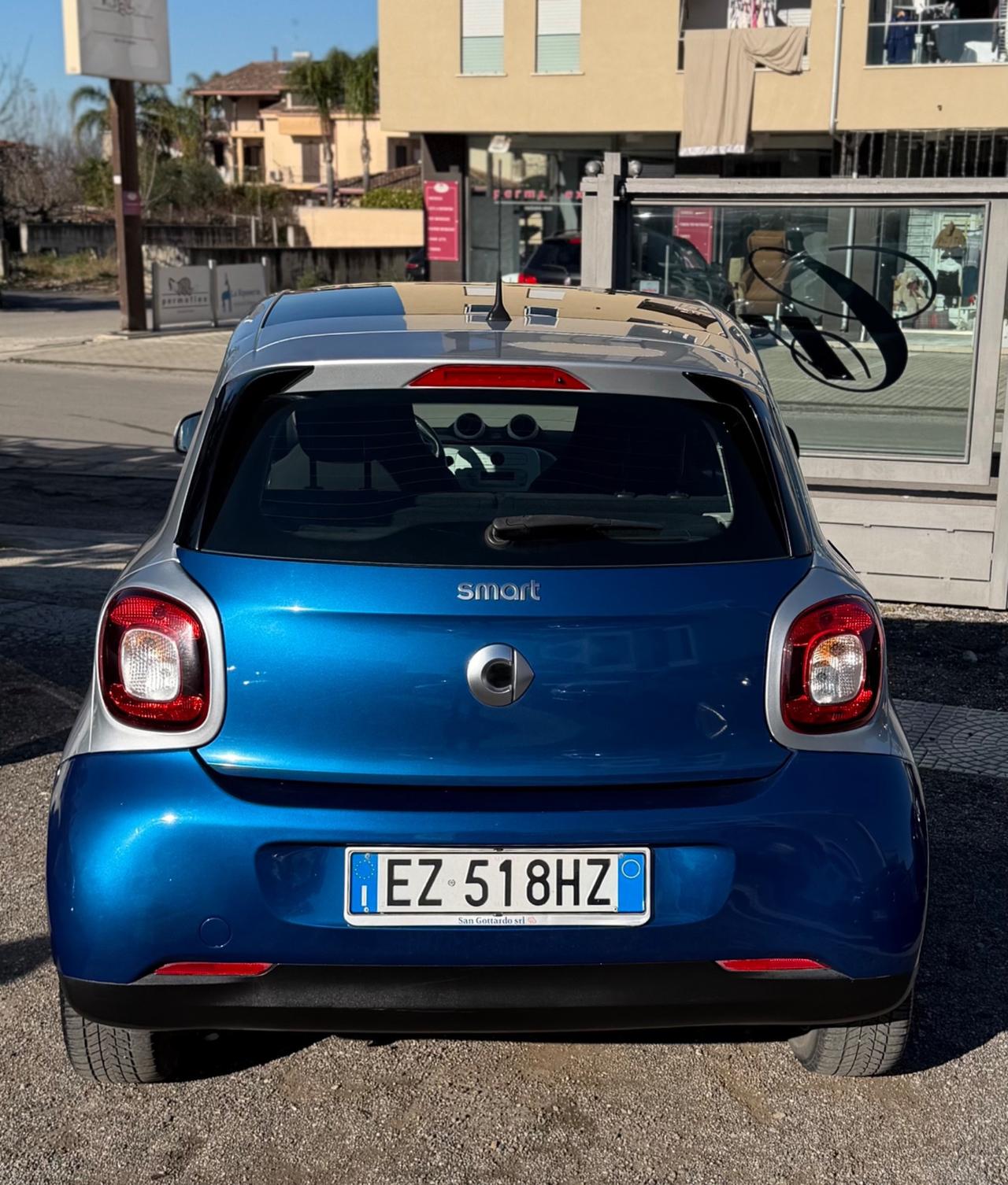 Smart ForFour 70 1.0 Prime