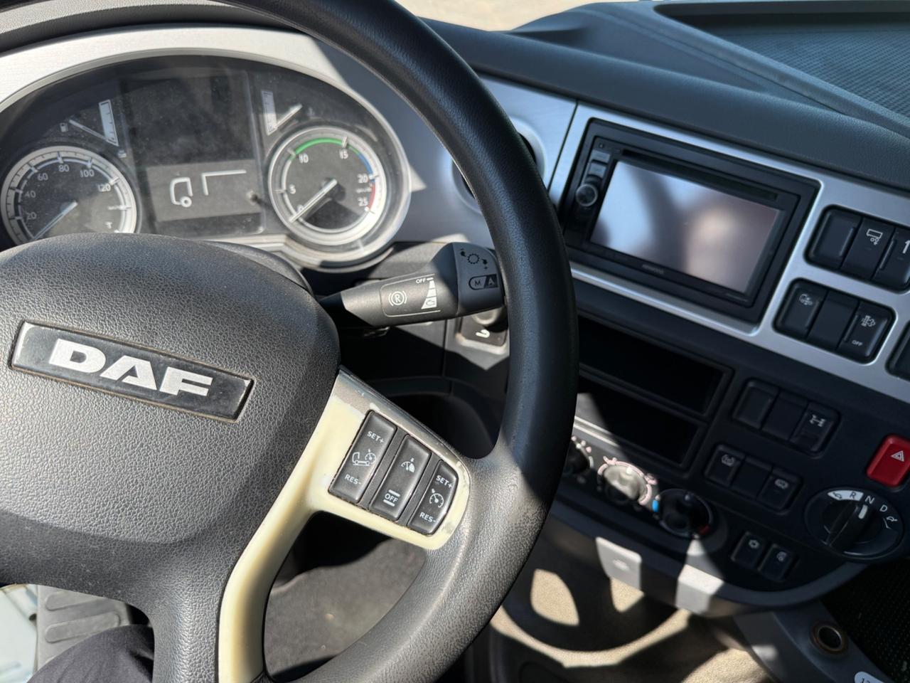 DAF XF510 trattore stradale ADR Intarder Euro6
