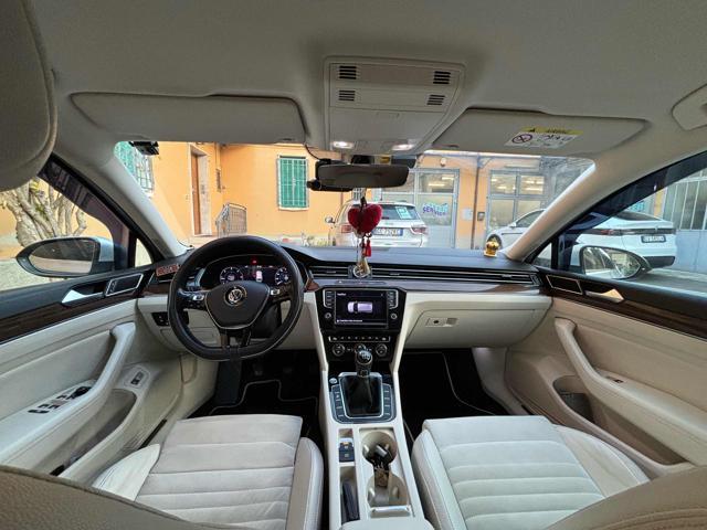 VOLKSWAGEN Passat Business Variant 2.0 TDI Executive BMT