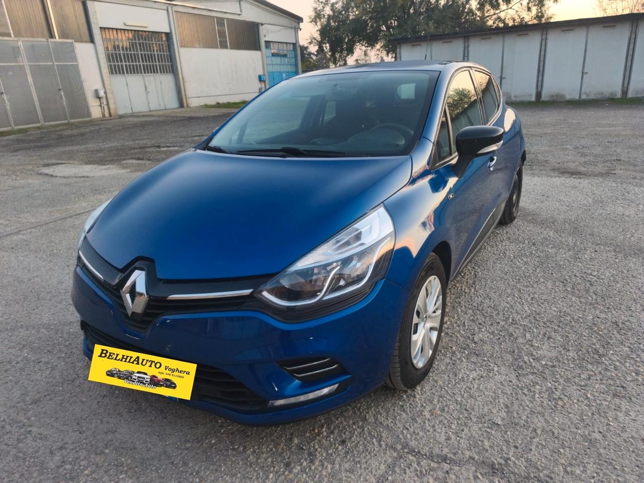 Renault Clio 2018---1.0 Benzina Neopatentati