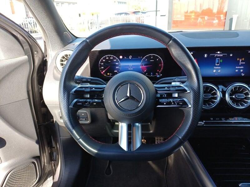 Mercedes-Benz GLA GLA 180 d AMG Line Advanced Plus NIGHT-PACK