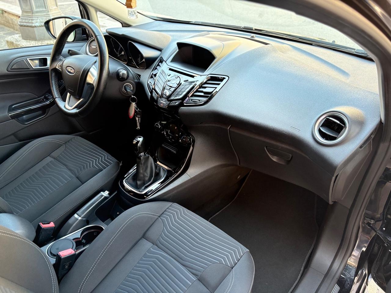 Ford Fiesta 1.5 TDCi 75CV 5P Titanium FULL/LED/NAV