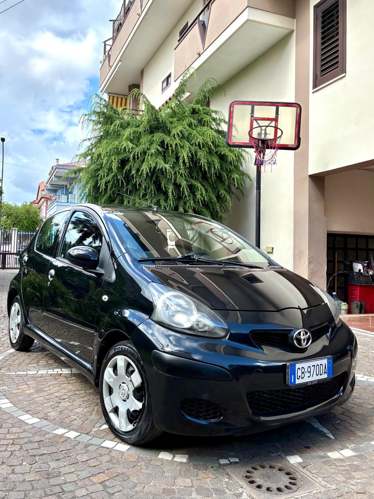 Toyota Aygo 1.0 12V VVT-i 5 porte Now