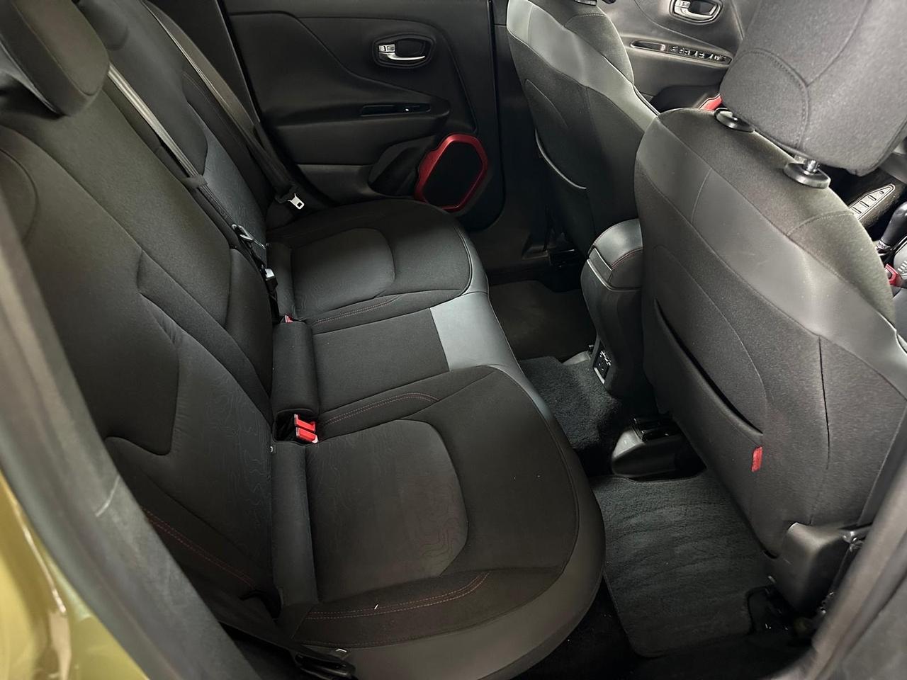Jeep Renegade 2.0 Mjt 170CV 4WD Active Drive Low Trailhawk