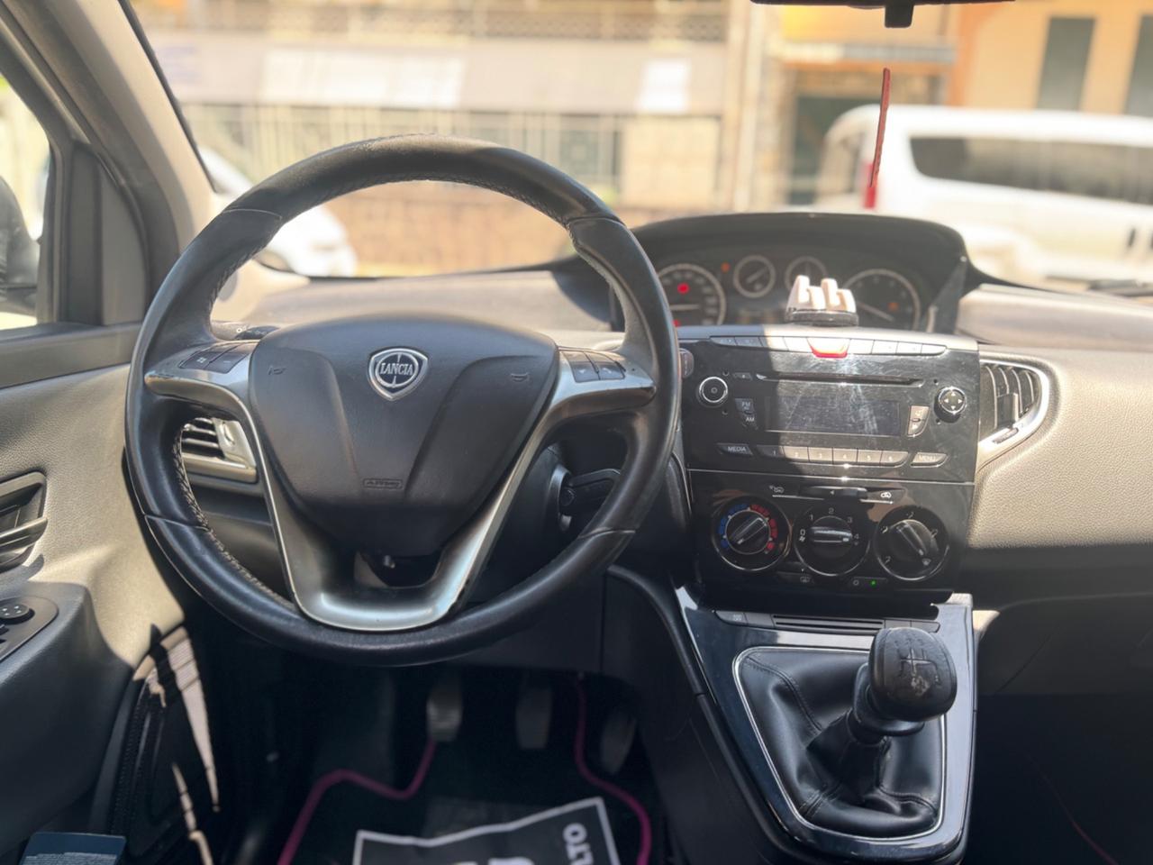 Lancia Ypsilon 1.2 69 CV 5 porte GPL Ecochic Gold