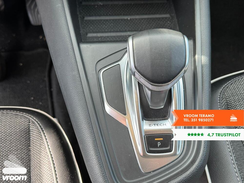 RENAULT Captur Plug-in Hybrid E-Tech 160 CV Intens