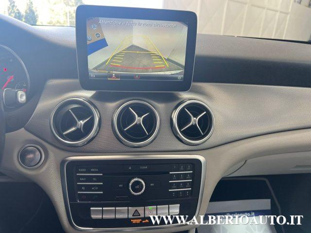 MERCEDES-BENZ GLA 200 d Automatic Sport Premium