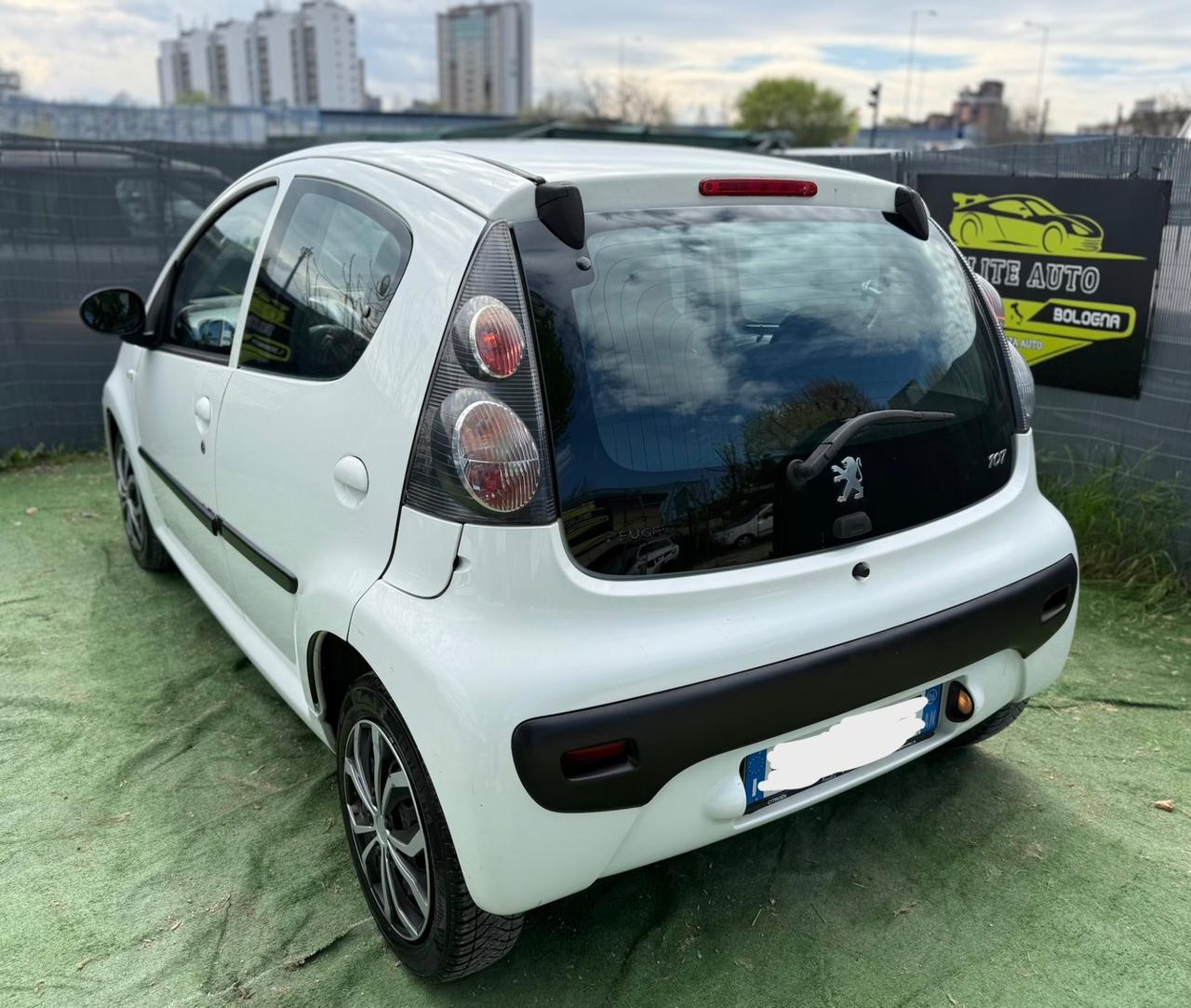 Citroen C1 1.0 BENZINA 5 PORTE NEOPATENTATI