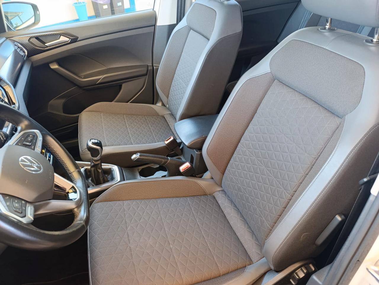 Volkswagen T-Cross 1.0 TSI 110 CV 2023