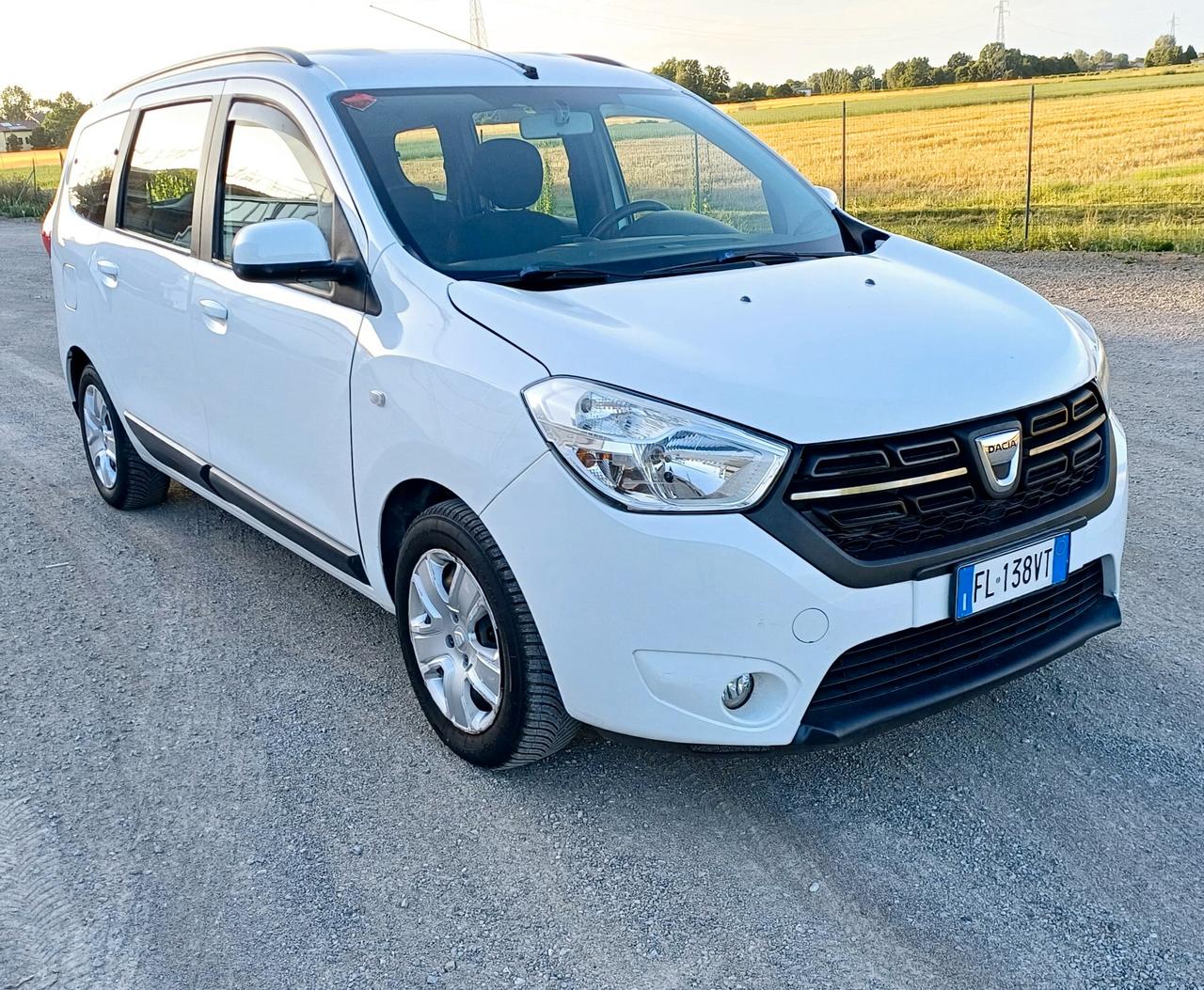 Dacia Lodgy 1.5 dCi 8V 110CV Start&Stop 5 posti Lauréate