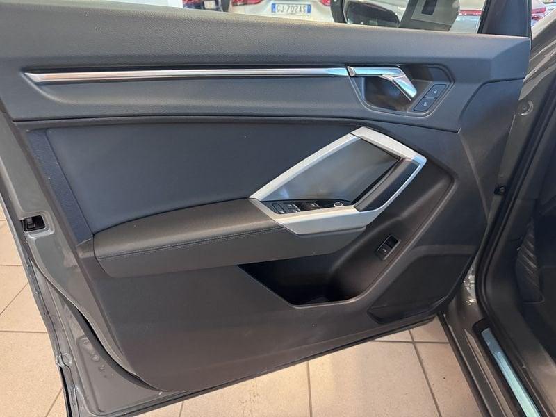 Audi Q3 2.0 35 TDI Business S Tronic