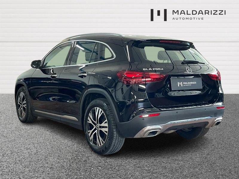 Mercedes-Benz GLA GLA-H247 2023 200 d Progressive Advanced Plus auto