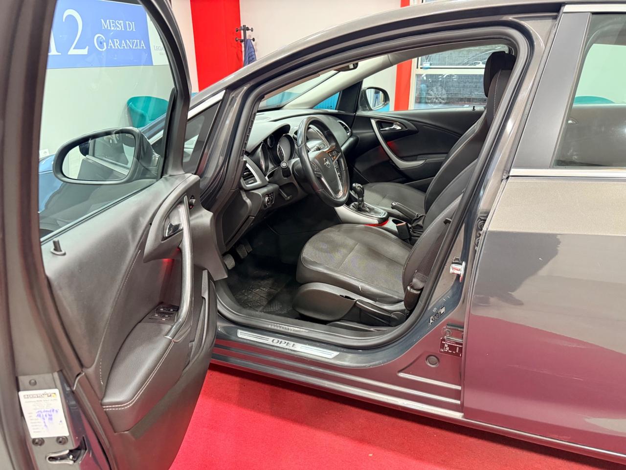 Opel Astra 2.0 CDTI 165CV 5 Porte Cosmo