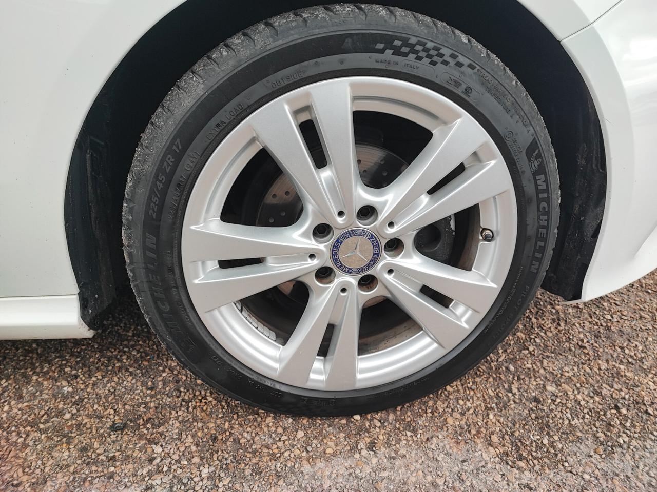 Mercedes-benz A 180 d Premium