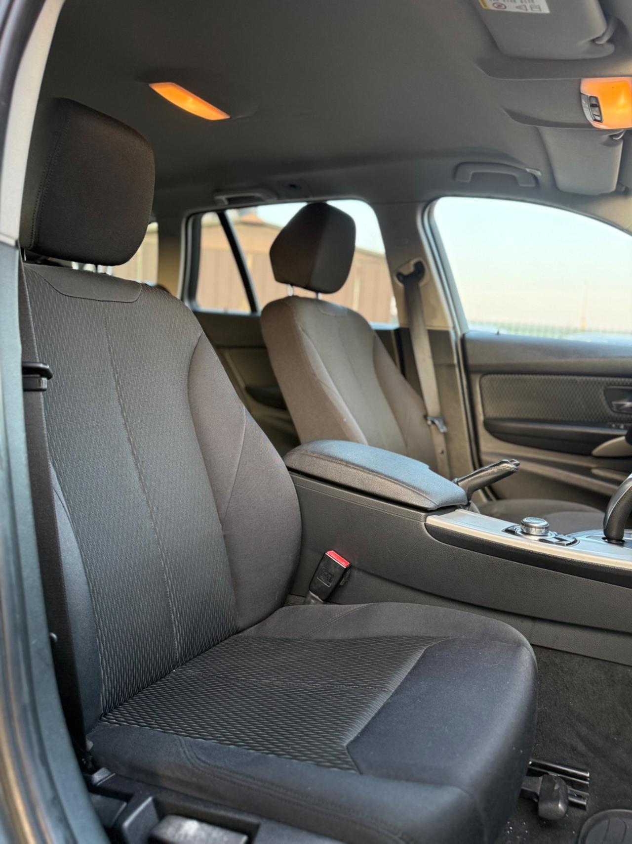 Bmw 320 320d xDrive Touring Msport