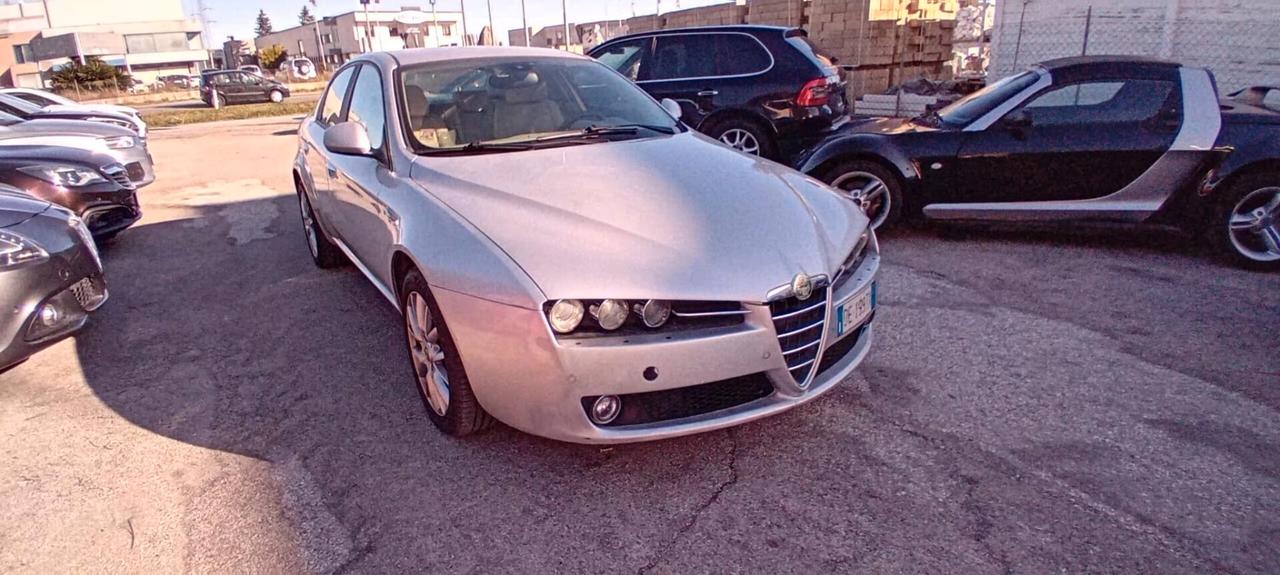 Alfa Romeo 159 1.9 JTDm 16V Exclusive
