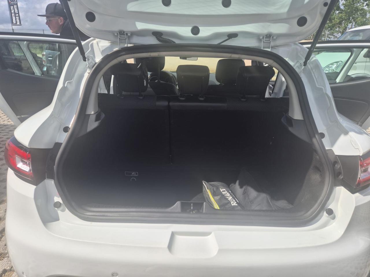 Renault Clio dCi 8V 90 CV 5 porte Moschino Zen