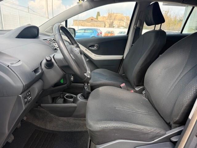 Toyota Yaris 1.0 5 porte Sol 2010