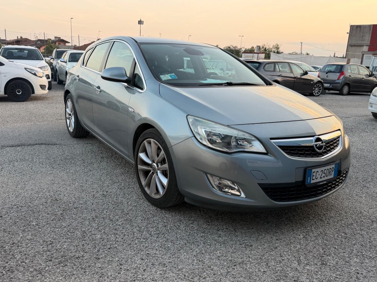 Opel Astra 1.7 CDTI 110CV 5 porte Elective