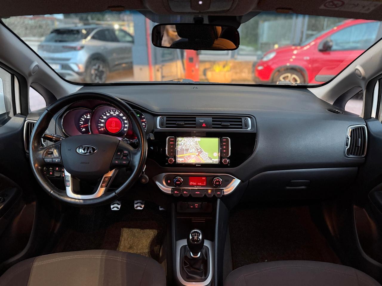 Kia Rio 1.1 CRDi 75 CV S&S High Tech