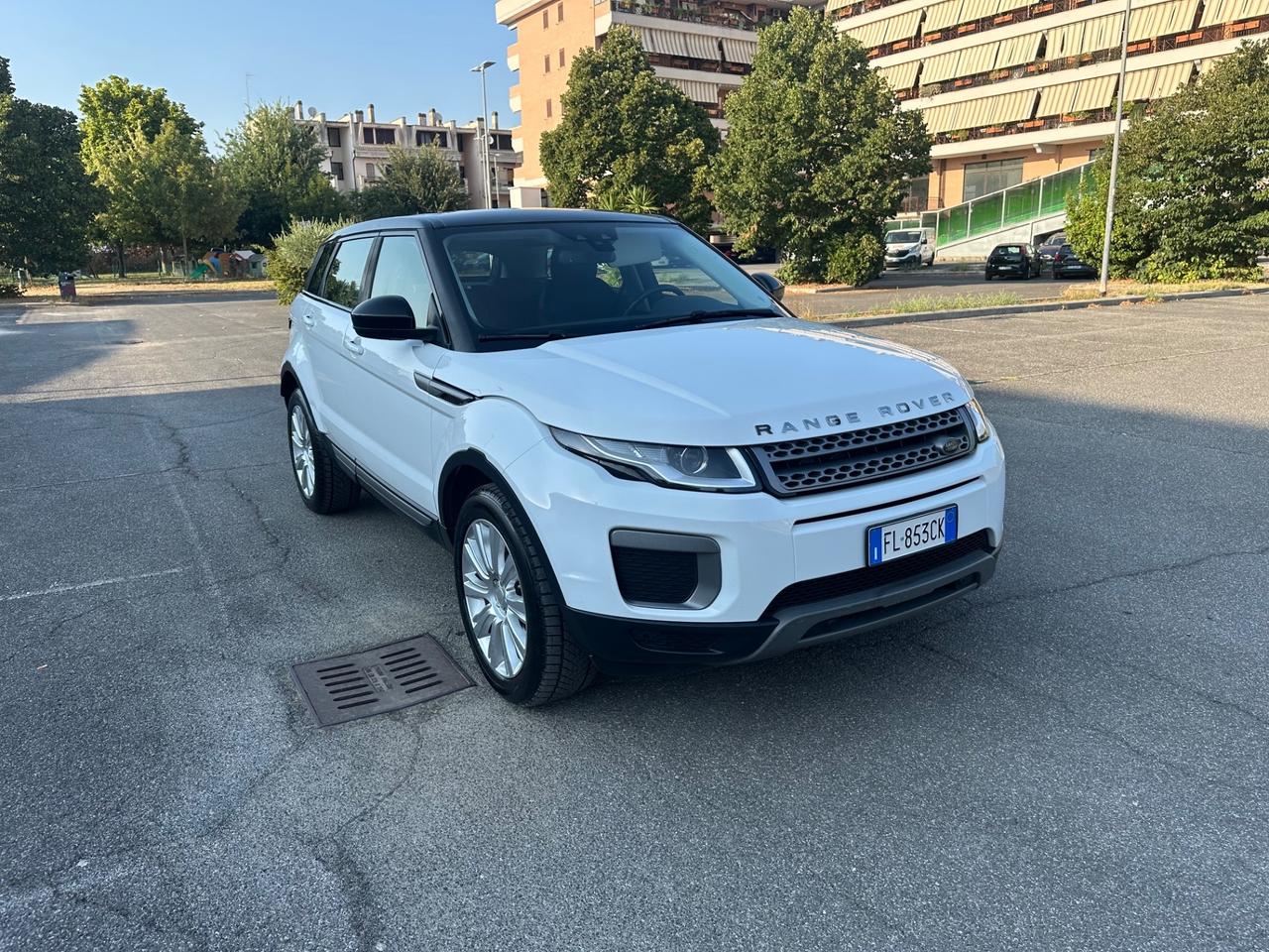 Land Rover Range Evoque 2.0 TD4 150 CV 5p. Pure