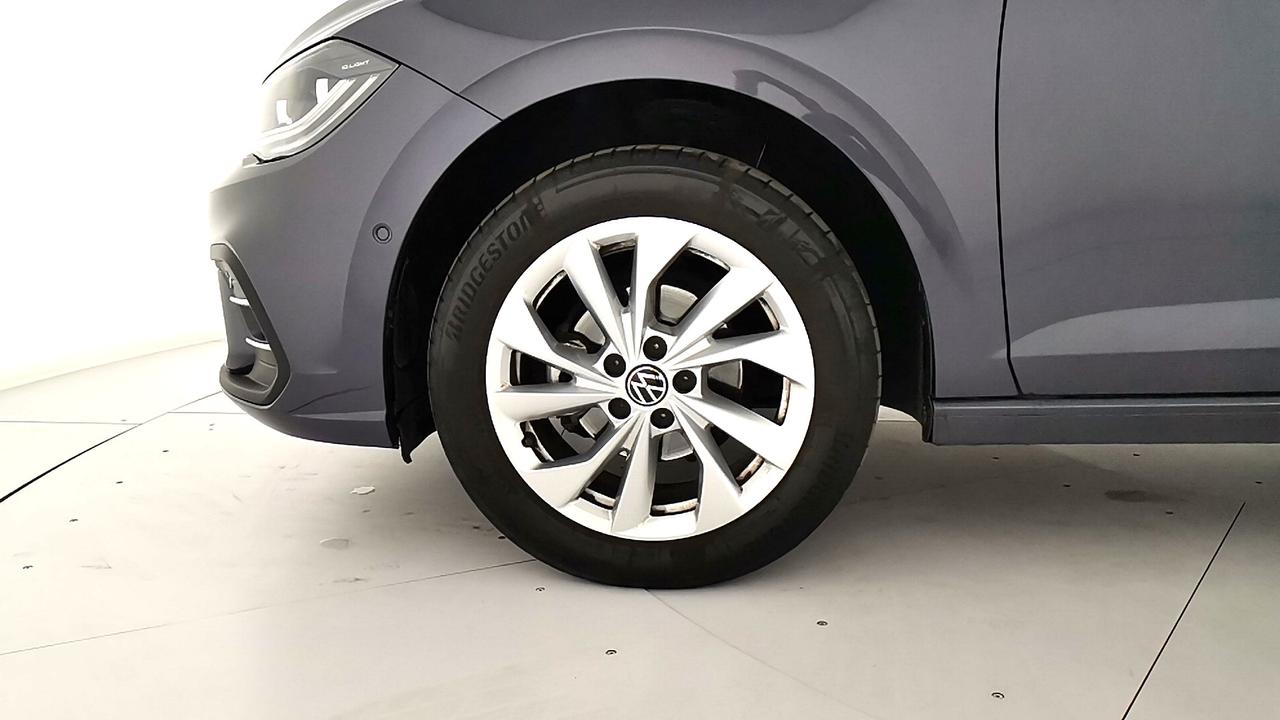 VOLKSWAGEN Polo VI 2022 - Polo 1.0 tsi Style 95cv