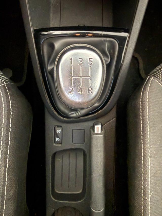 RENAULT Clio 1.2 75 CV 5 porte Duel