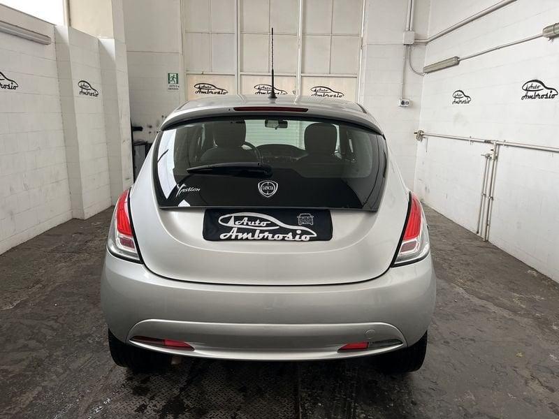 Lancia Ypsilon Ypsilon 1.2 69 CV 5 porte tua da 79,00 euro al mese