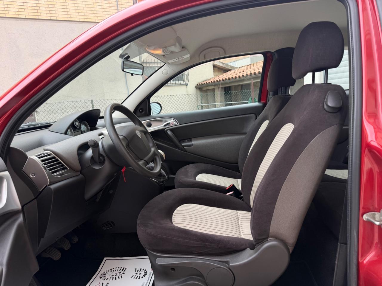 Lancia Ypsilon 1.2 Benzina - 48.000 KM !!