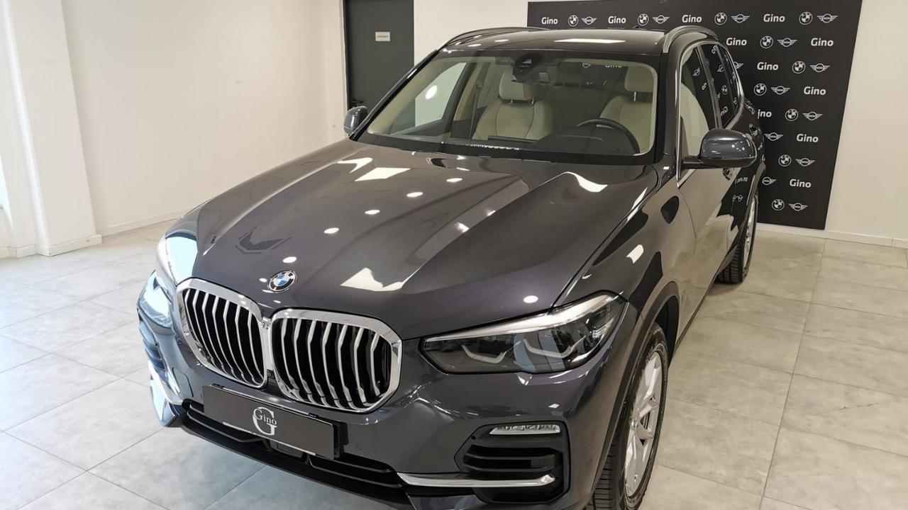 BMW X5 G05 2018 - X5 xdrive25d xLine auto