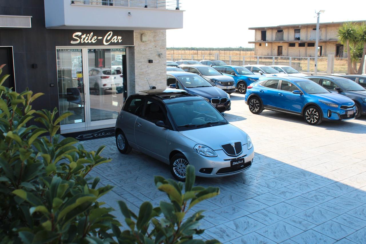Lancia Ypsilon 1.3 MJT 75 CV Oro Giallo