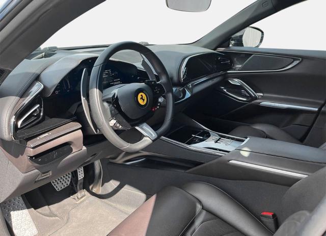 FERRARI Purosangue Purosangue