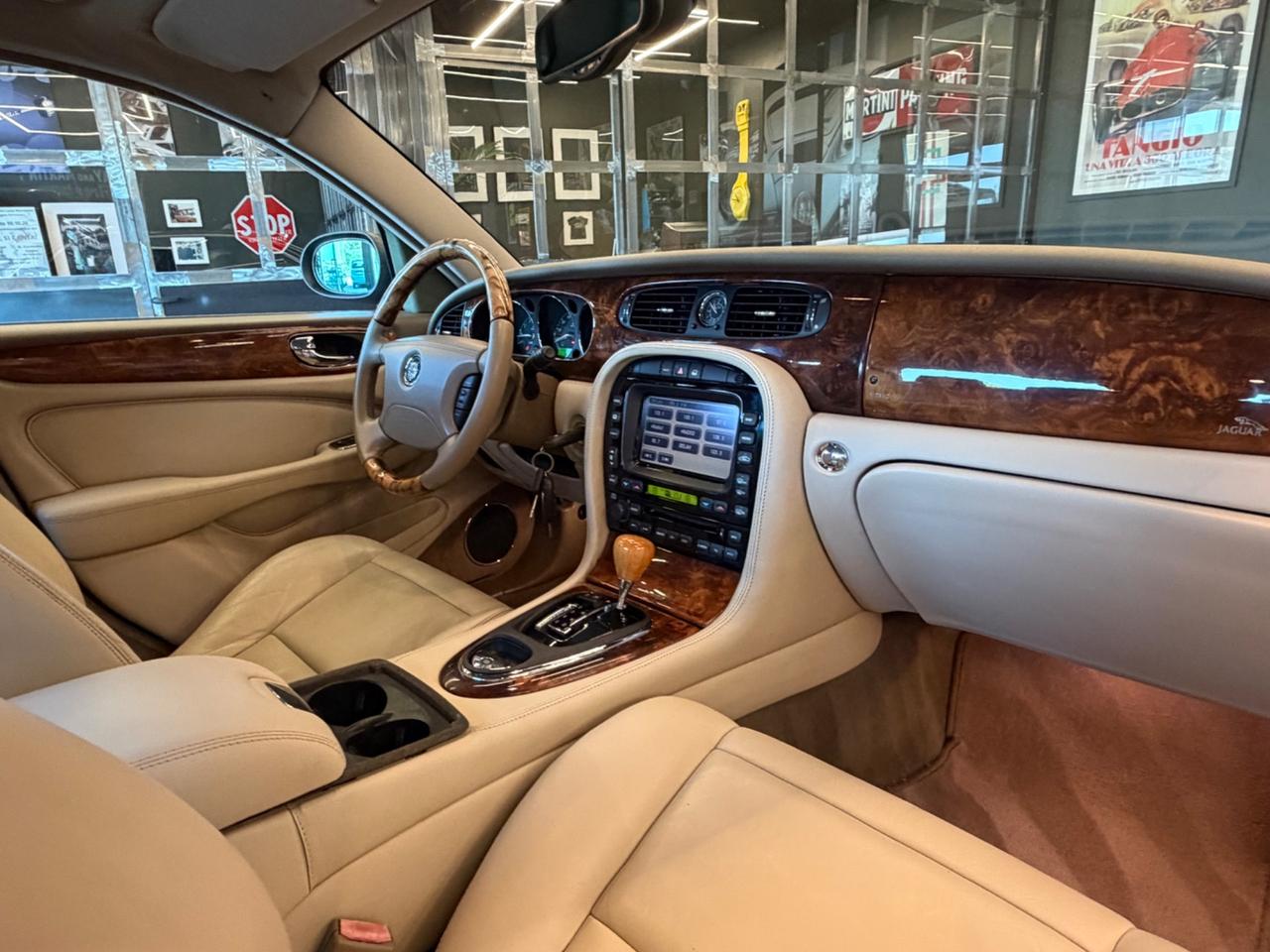 Jaguar XJ 4.2 V8 cat Executive