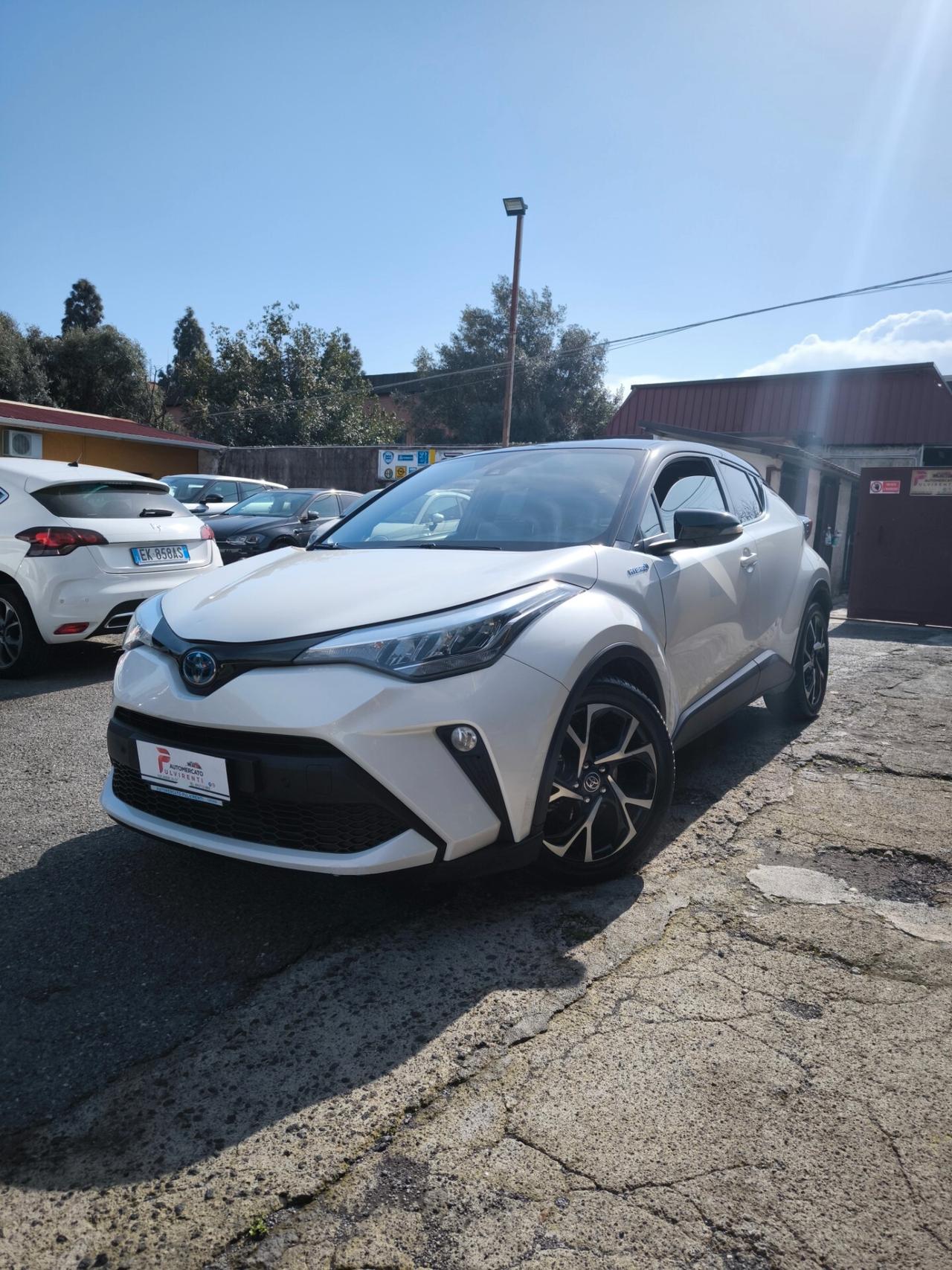 Toyota C-HR 2.0 Hybrid E-CVT Style