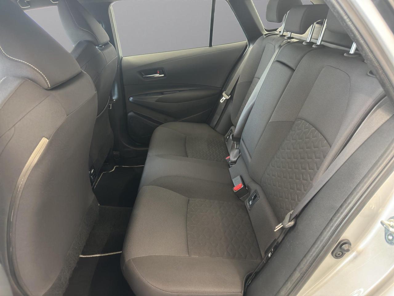 Toyota Corolla Touring Sports 2.0h Business cvt