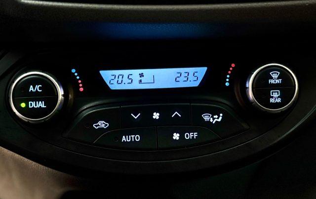 TOYOTA Yaris 1.5 Hybrid 5 porte Trend 'Grey Edition'