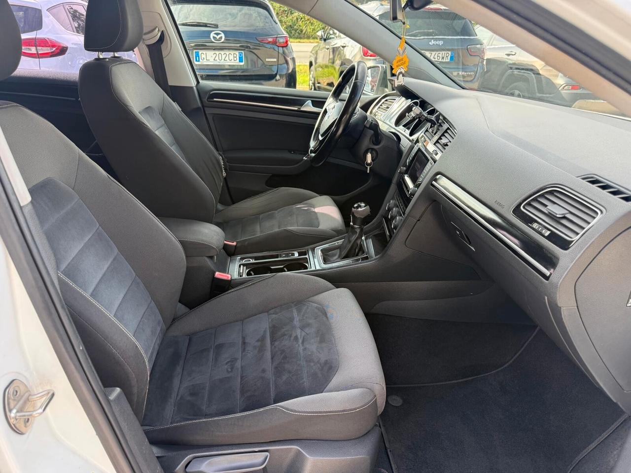 Volkswagen Golf 1.6 TDI 5p. Highline BlueMotion Technology
