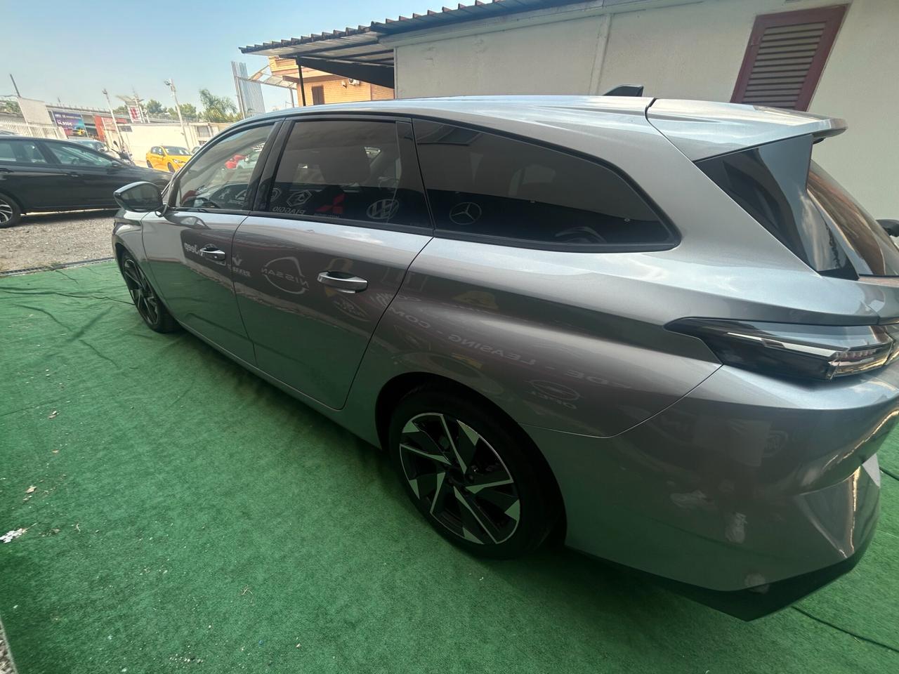 Peugeot 308 2024 1.5 130 S&S EAT8 SW Allure
